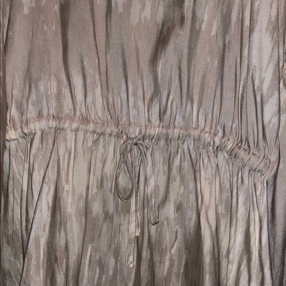 Express Top - Picture 2 of 5